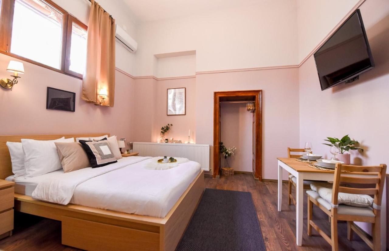 Le Petit & Cosy - Best Location Old Town & Quiet Bucareste Exterior foto